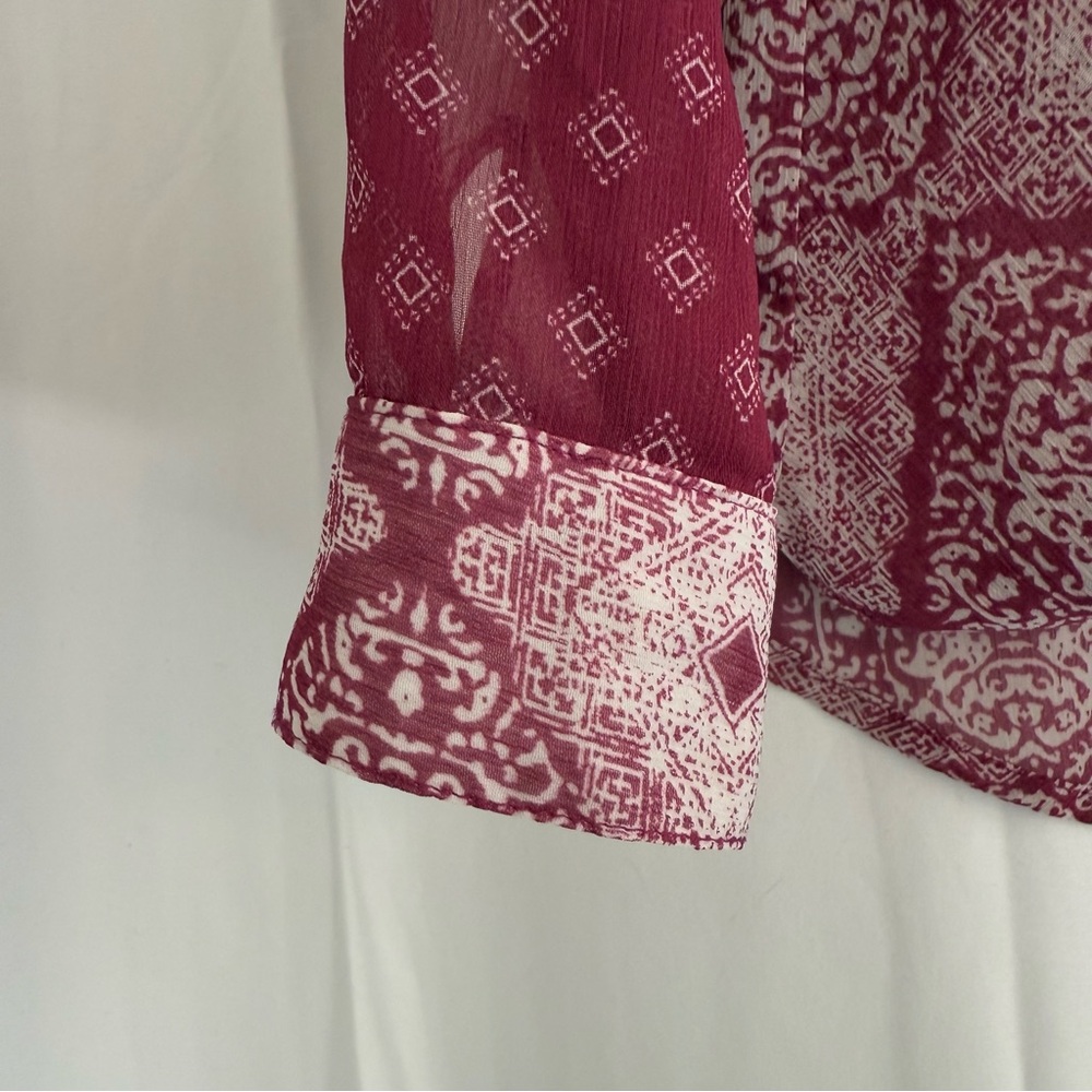 Kut From The Kloth Surplice Blouse XS Petite Burgundy Roll Tab Sleeve Top - Picture 7 of 10